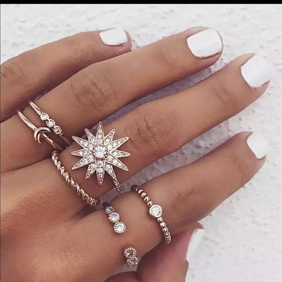 Jewelry - 🎉2 for $10🎉 6 piece ring set